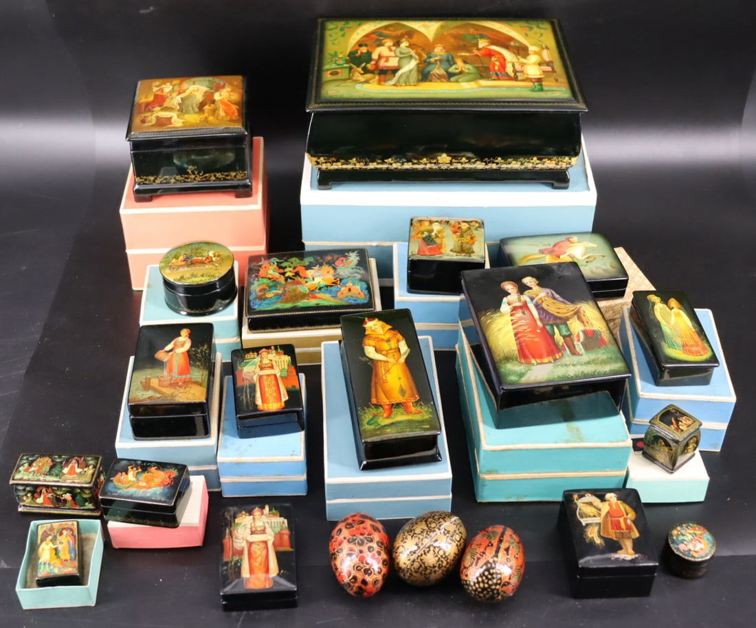 Large Lot Of Assorted Russian Lacquered Boxes. (1 of 13)
