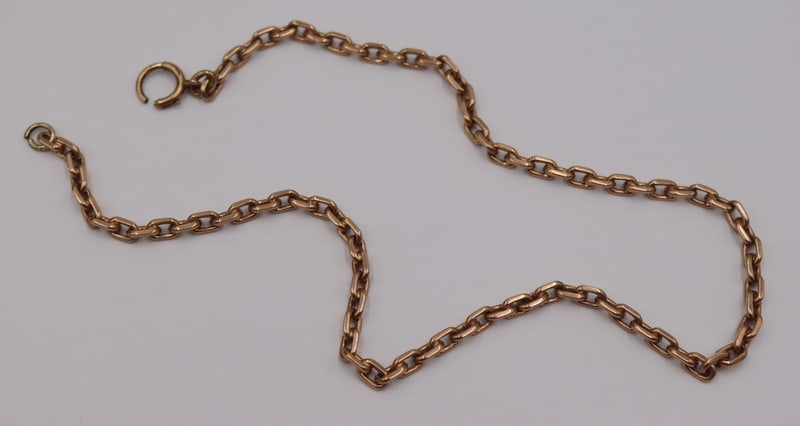 JEWELRY. 9ct. Gold Chain Link Necklace. (1 of 5)