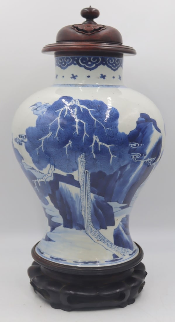 Chinese Blue and White Landscape Vase. (1 of 20)