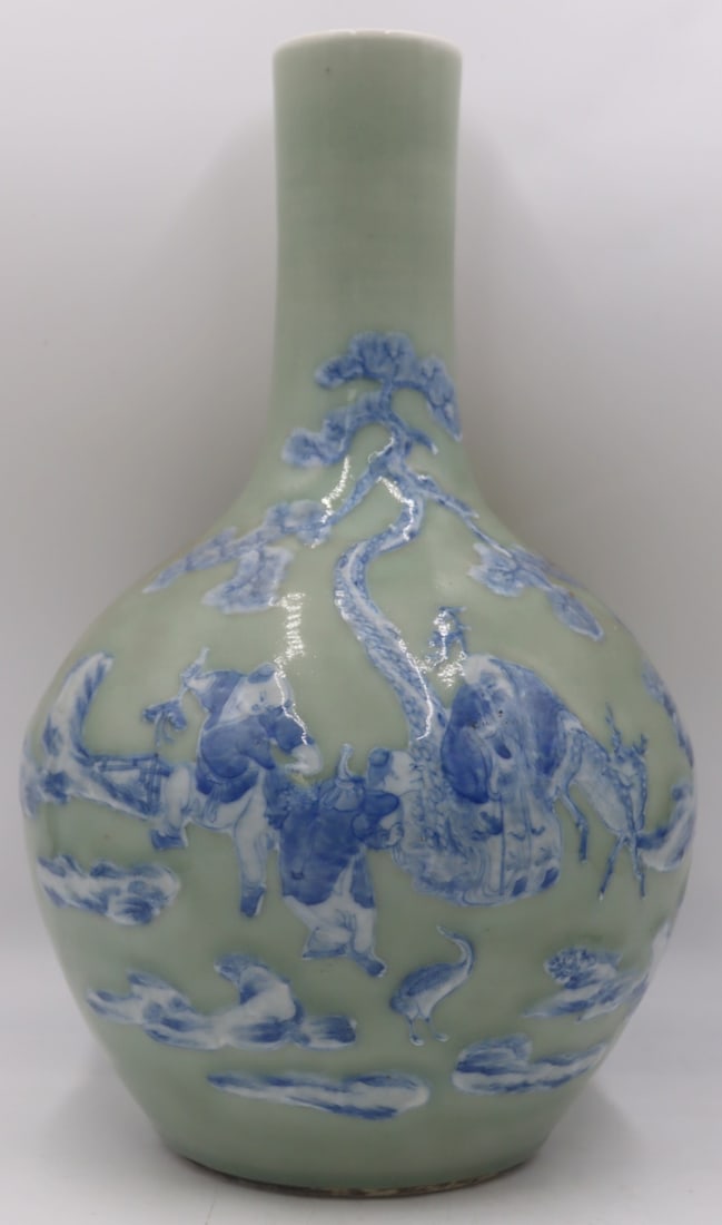 Chinese Celadon Blue and White Vase. (1 of 16)