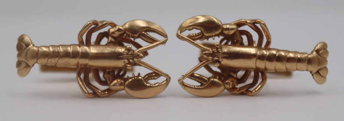 JEWELRY. Pair of 14kt Gold Lobster Cufflinks. (1 of 8)