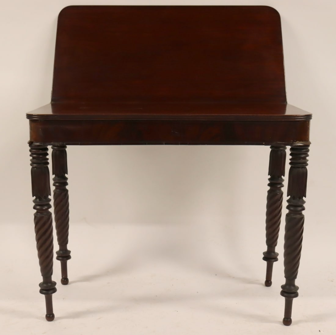 Antique American Mahogany Card Table. (1 of 8)