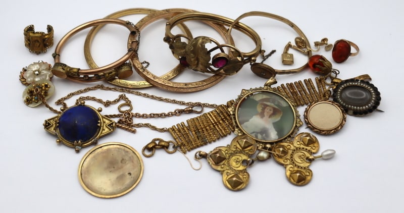 JEWELRY. Assorted Gold and Antique Costume Jewelry (1 of 20)