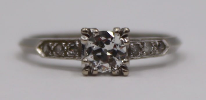 JEWELRY. 14kt Gold and Diamond Engagement (1 of 7)