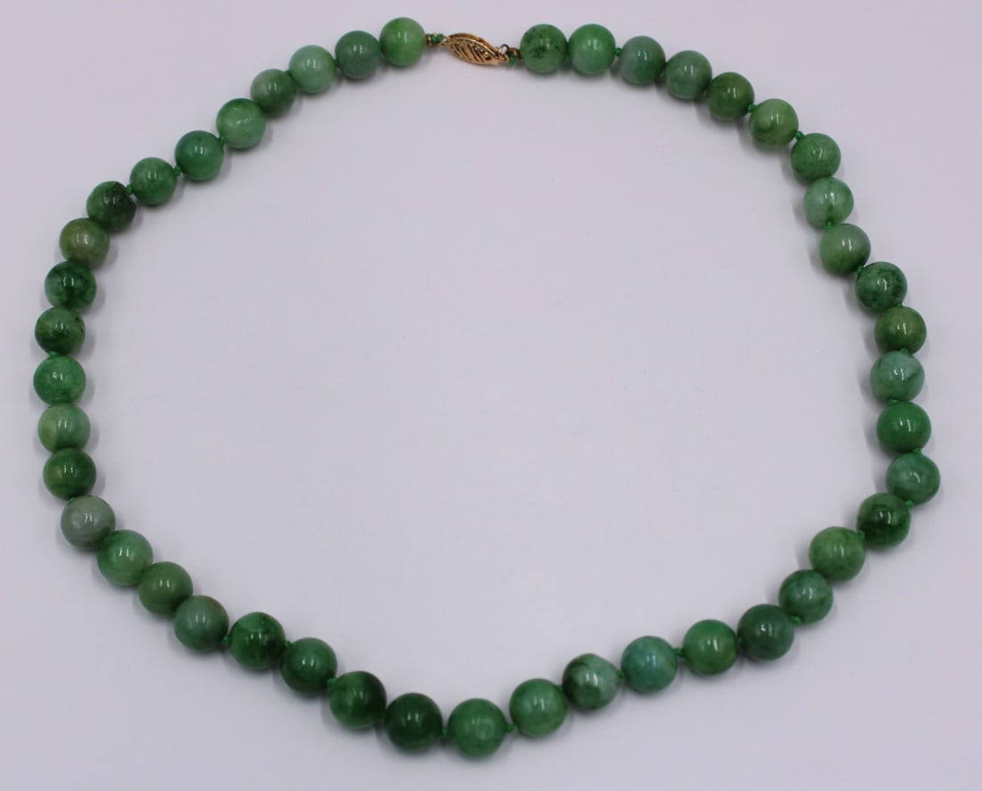 JEWELRY. Single Strand Jade Beaded Necklace. (1 of 5)