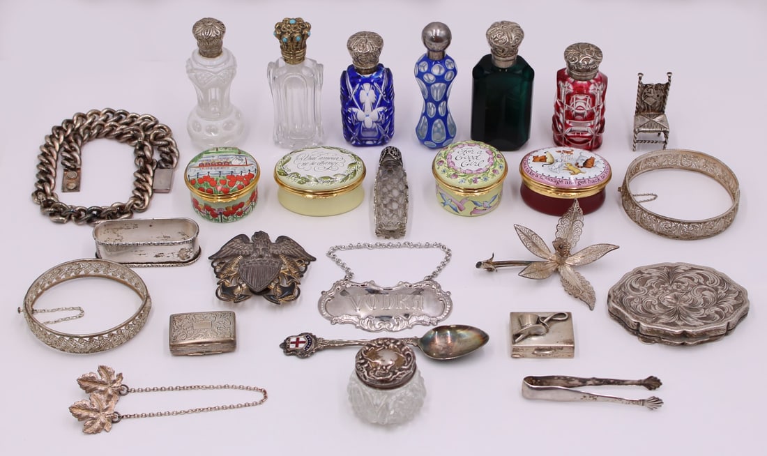 SILVER. Grouping of Objets d'Art and Silver. (1 of 14)