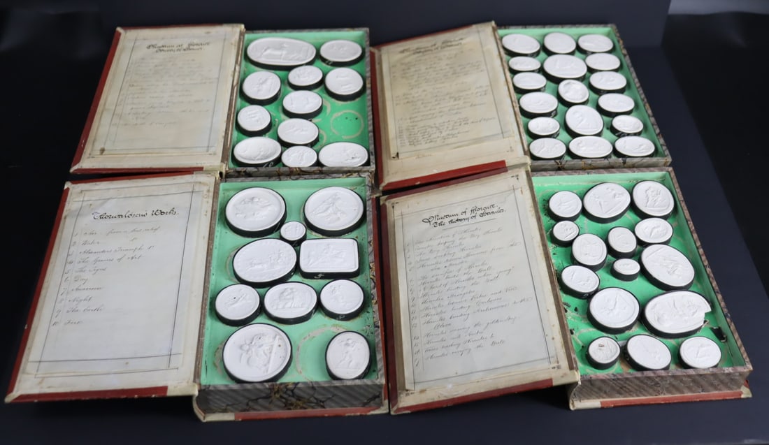 4 Boxes Of Assorted Plaster Seals. (1 of 13)