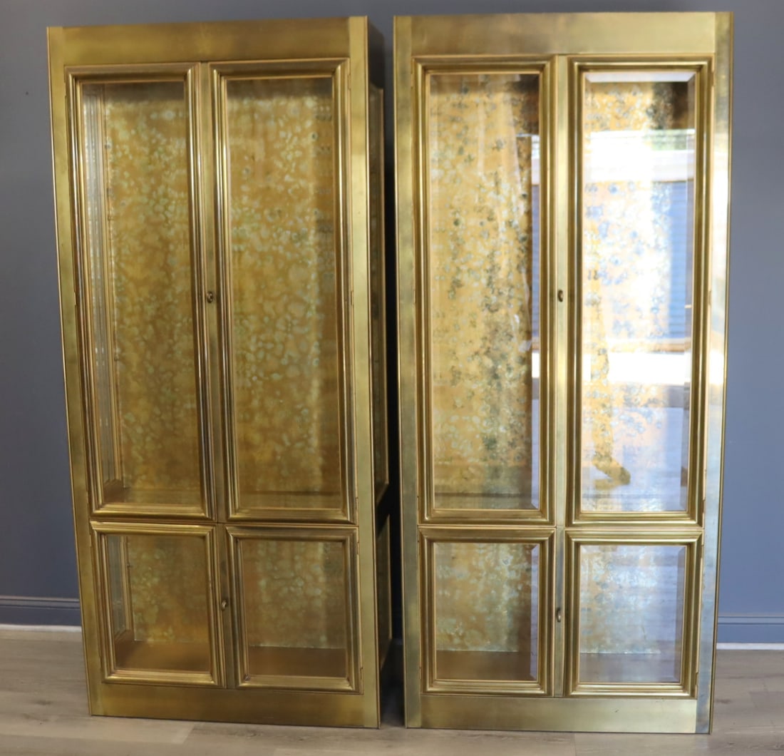 Pair Mastercraft Vitrine Display Cabinets (1 of 7)