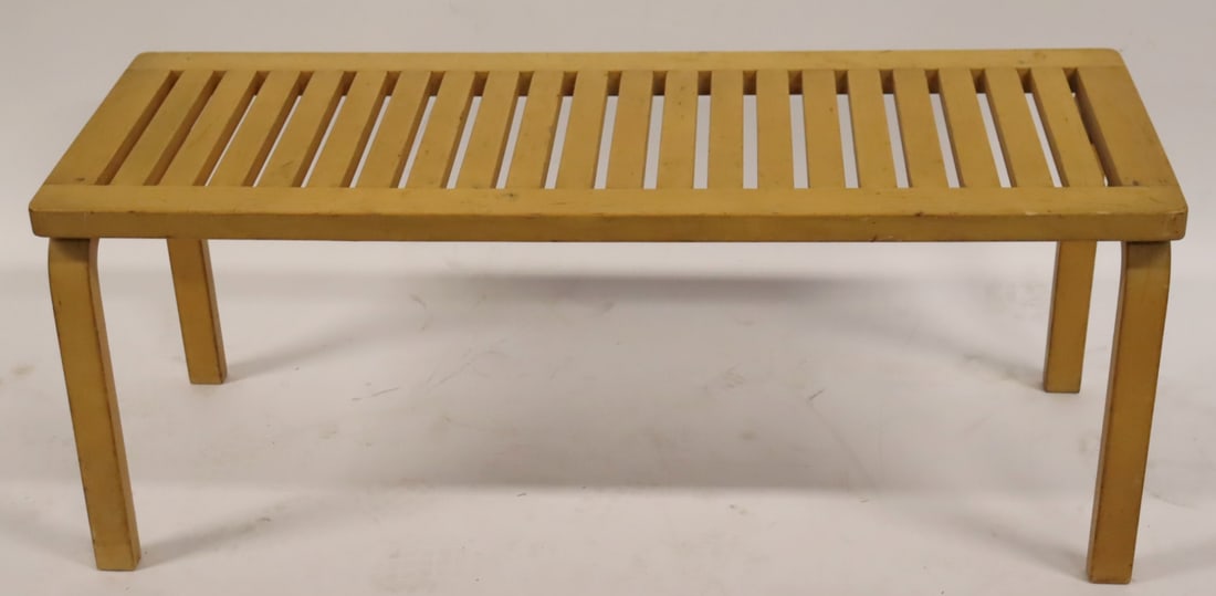 Midcentury Alvar Alto Slatted Bench. (1 of 4)