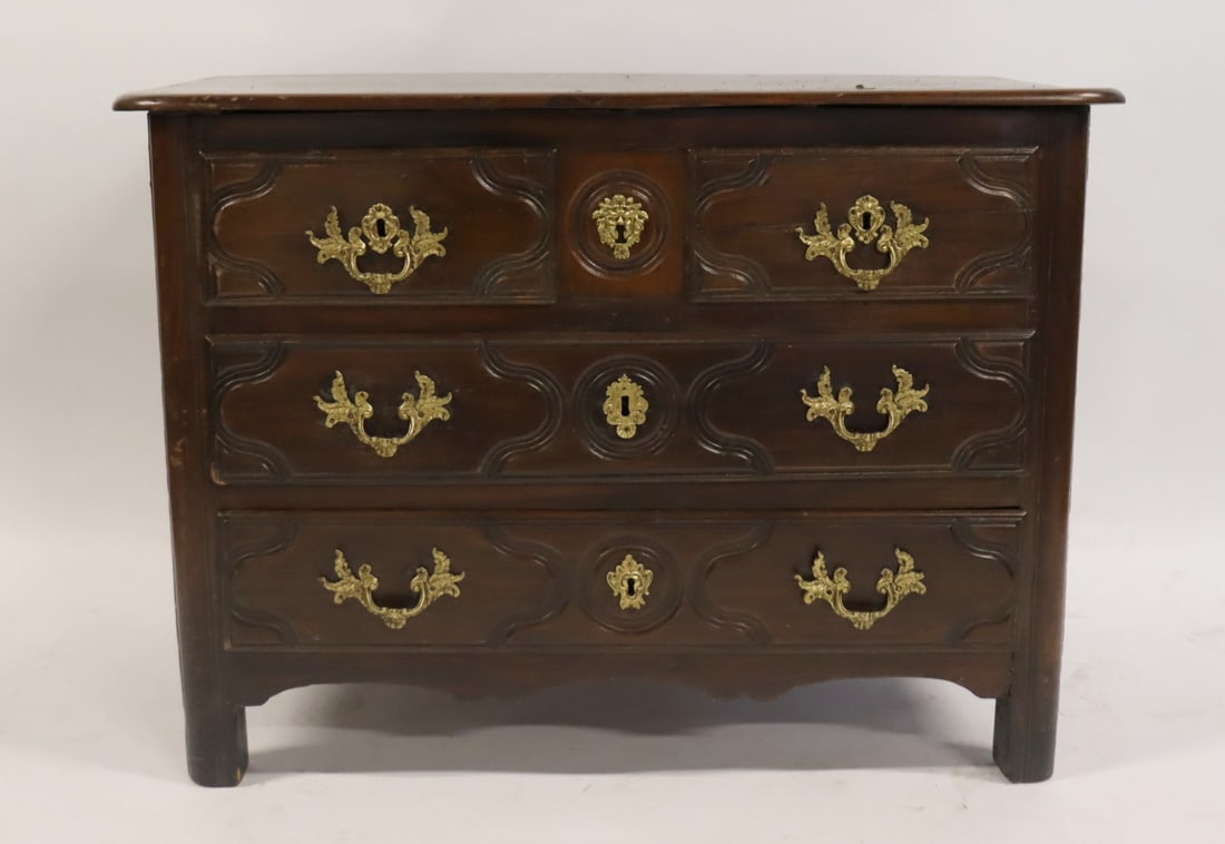 18th Century French Provincial 3 Drawer Commode. (1 of 7)