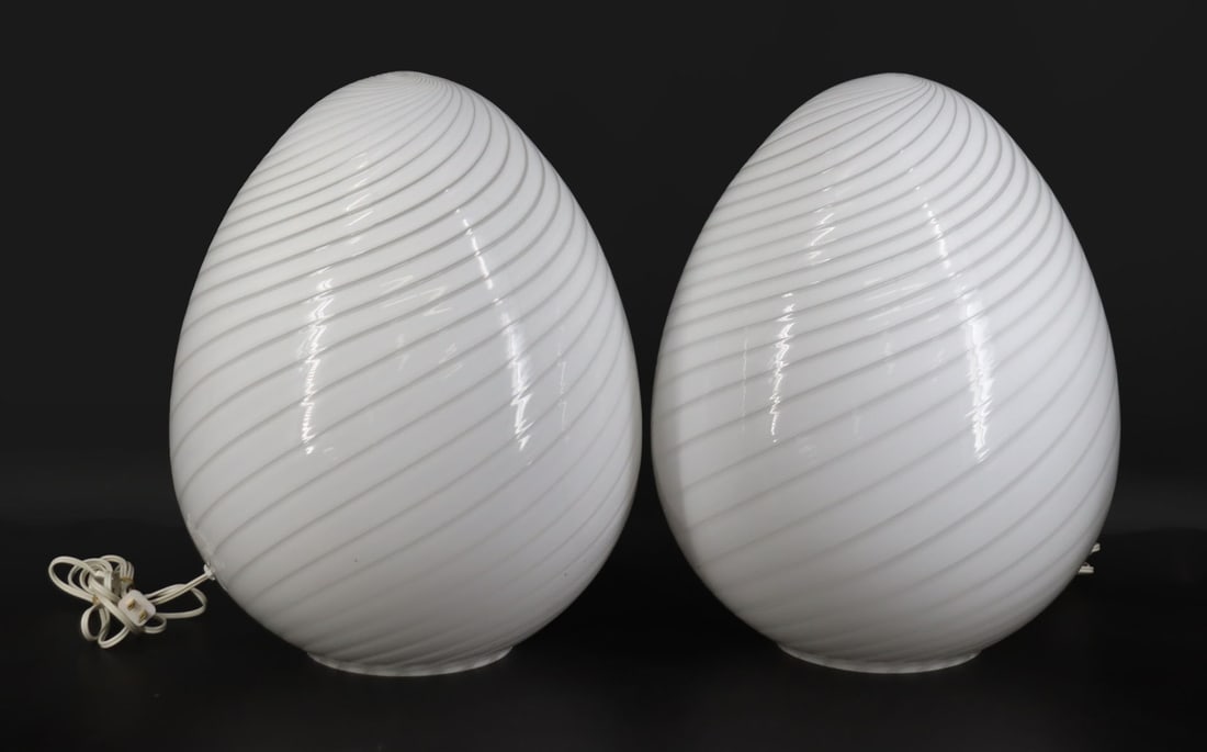 Pair of Vetri Murano Egg Lamps (1 of 5)