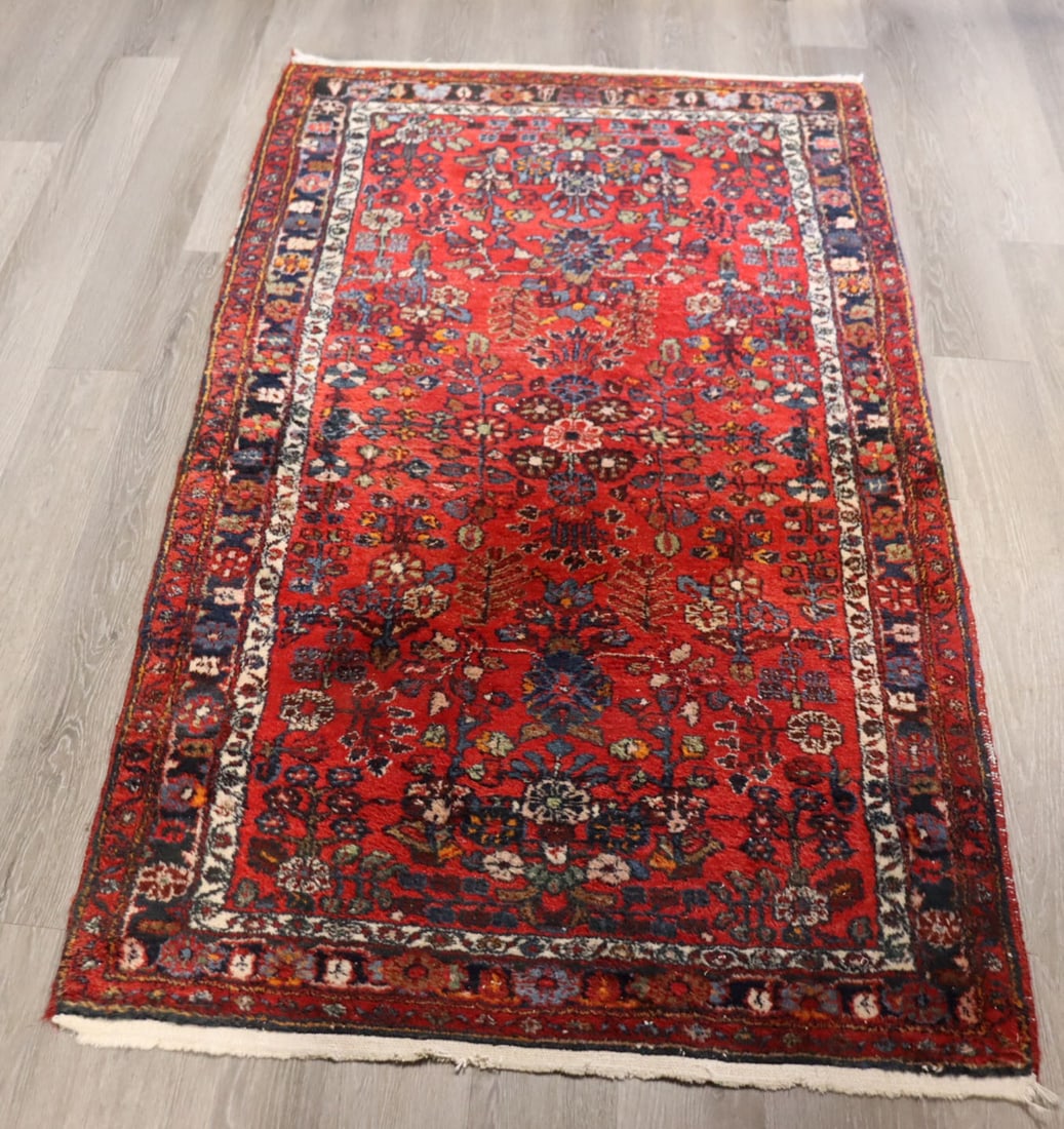 Vintage & Finely Hand Knotted Sarouk Carpet. (1 of 5)