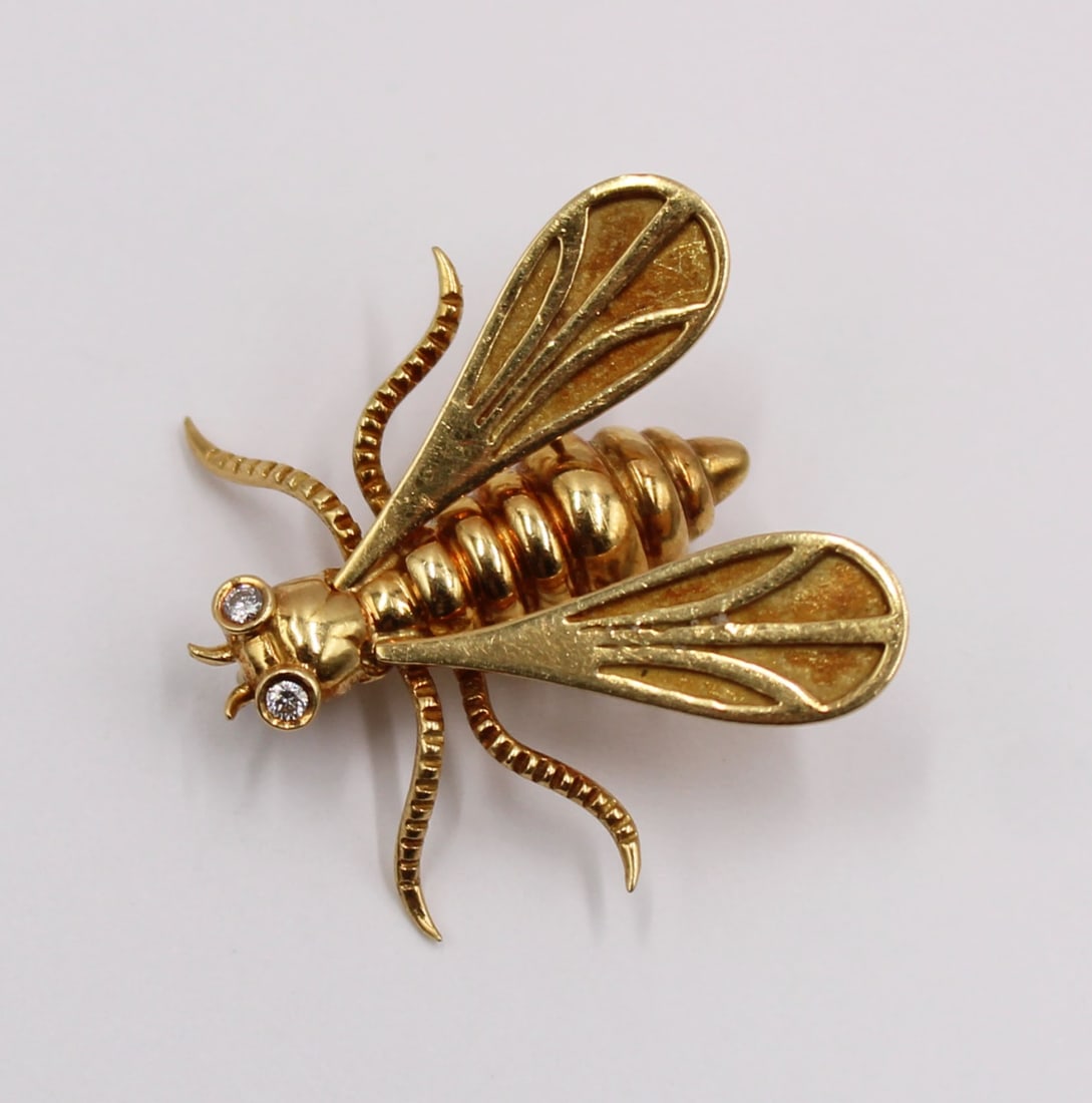 JEWELRY. Chaumet 18kt Gold and Diamond Bee (1 of 10)