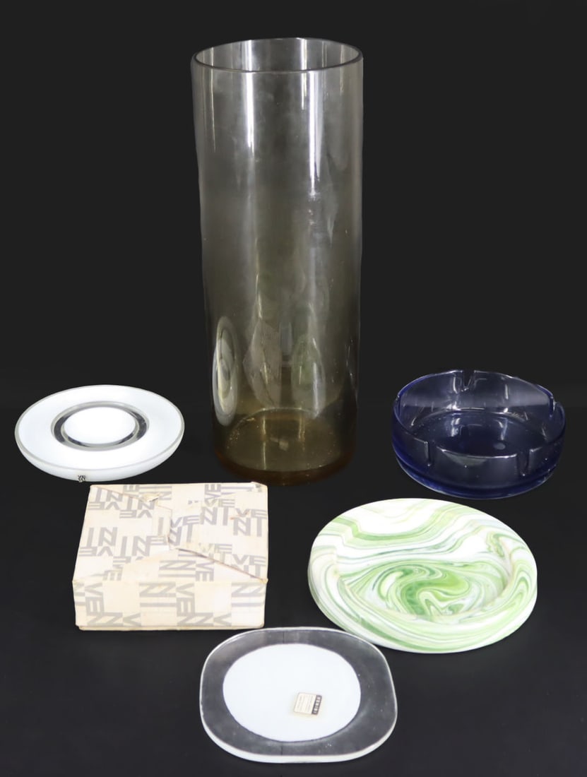 A Group of Venini Glass Objects (1 of 8)