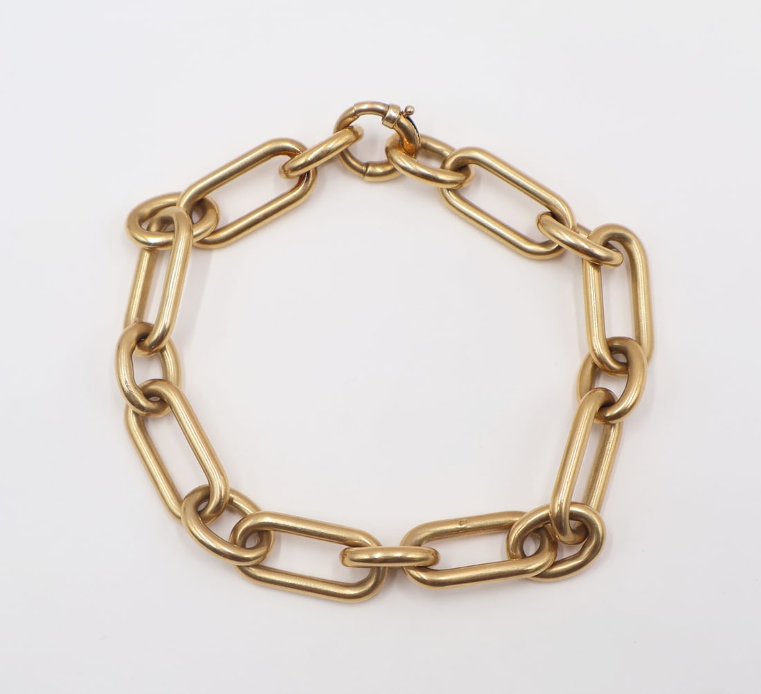 JEWELRY. 18kt Gold Heavy Gold Link Bracelet. (1 of 6)