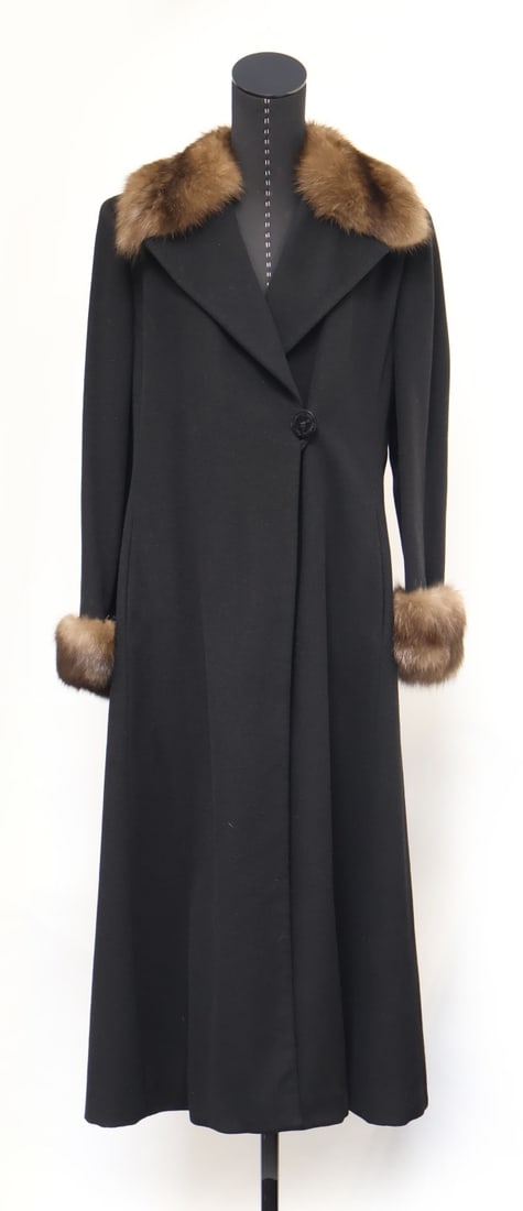 COUTURE. Giuliana Teso Fur Trimmed Cashmere Coat.: A Giuliana Teso for Neiman Marcus cashmere coat with a fur collar and cuffs. The cashmere has been fabricated by Loro Piana. Labels read, "Giuliana Teso Made in Italy", "42", "
