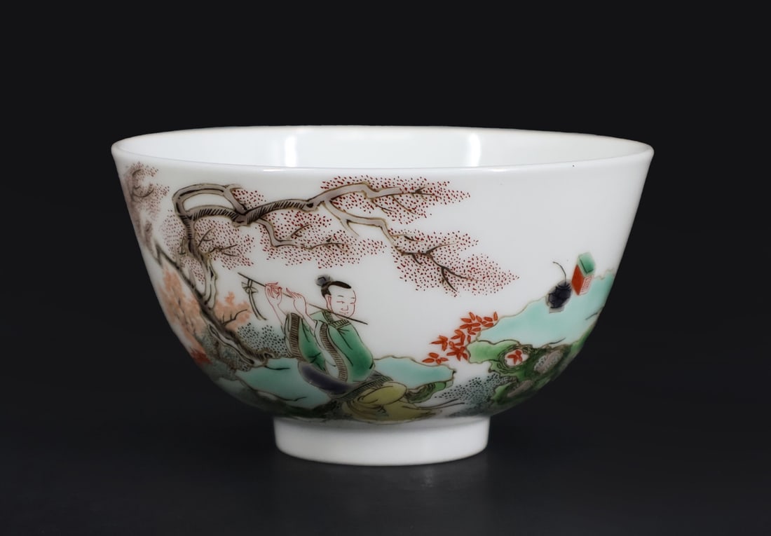 Chinese Famille Verte Cup. (1 of 8)