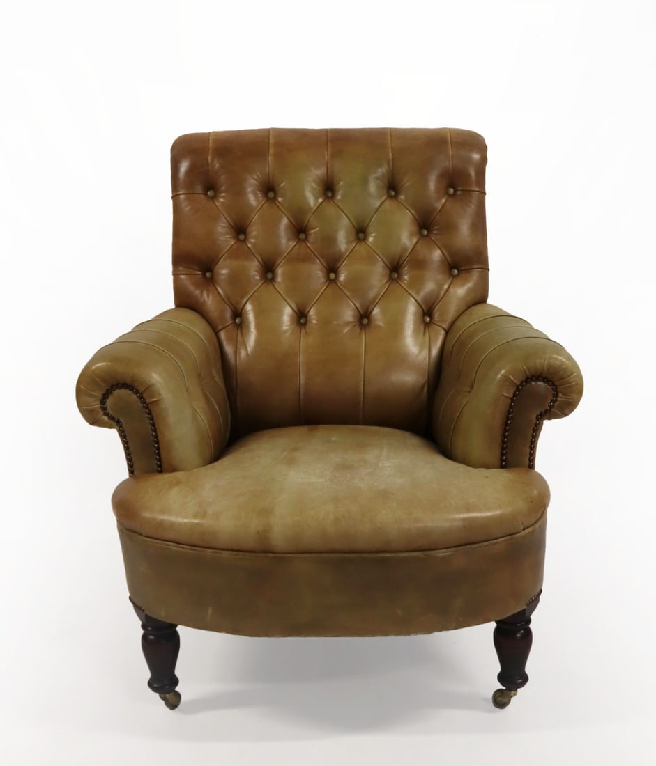 GEORGE SMITH Signed Tufted Leather Club Chair. (1 of 5)