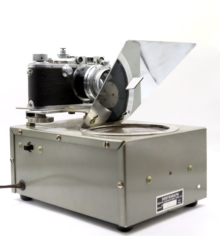 Leica IIIa Camera with Dentograph Light Box. (1 of 20)