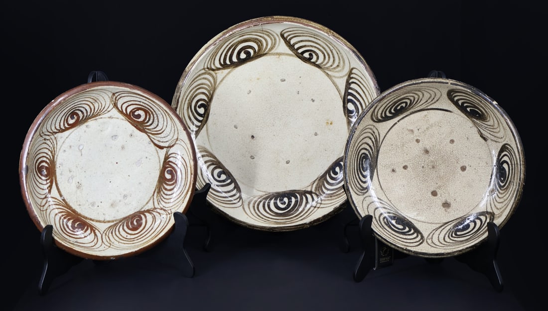 (3) Japanese Horse Eye Ceramic Plates. (1 of 8)