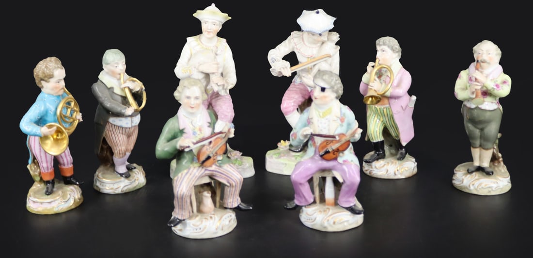 A Group of 8 Meissen Style Porcelain Figures. (1 of 7)