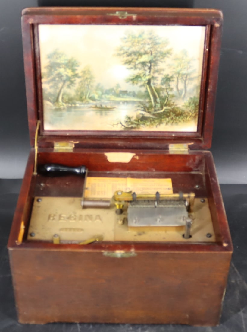 A Regina Disc Music Box 8" Discs (15 Discs) (1 of 8)