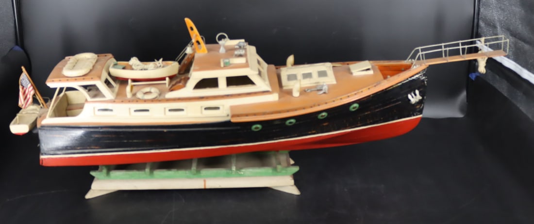 Antique Wood Model Boat With Launch (1 of 9)