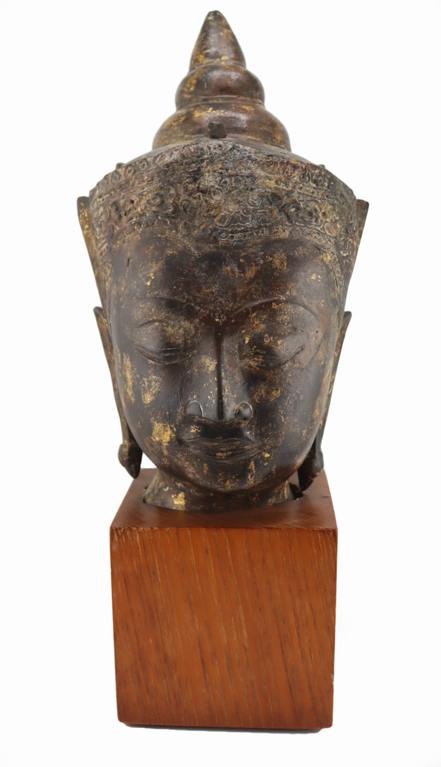 Antique Ayutthaya? Bronze Buddha Head. (1 of 12)