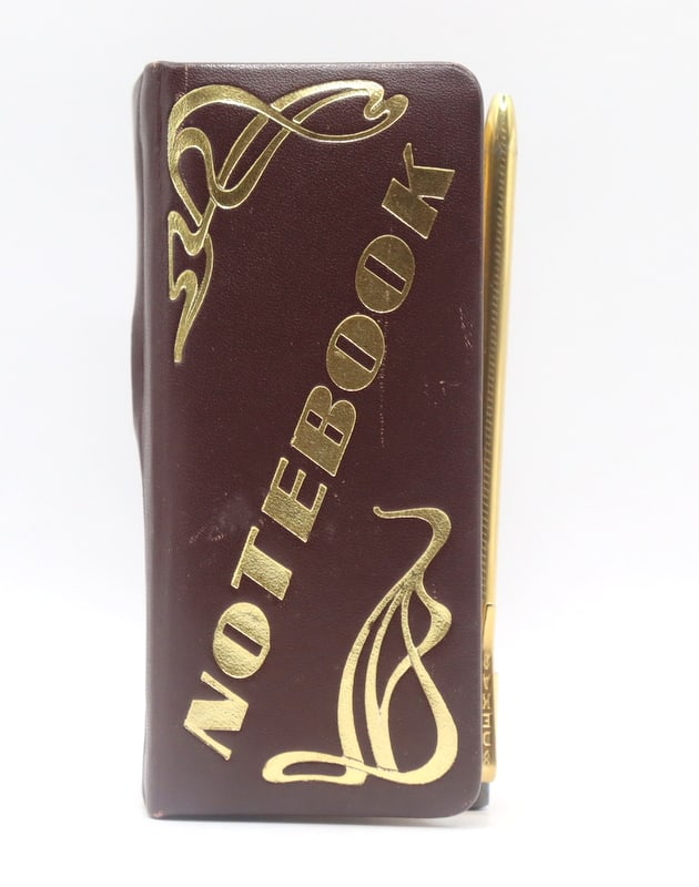 USSR Kiev Arsenal Notebook Spy Camera. (1 of 10)