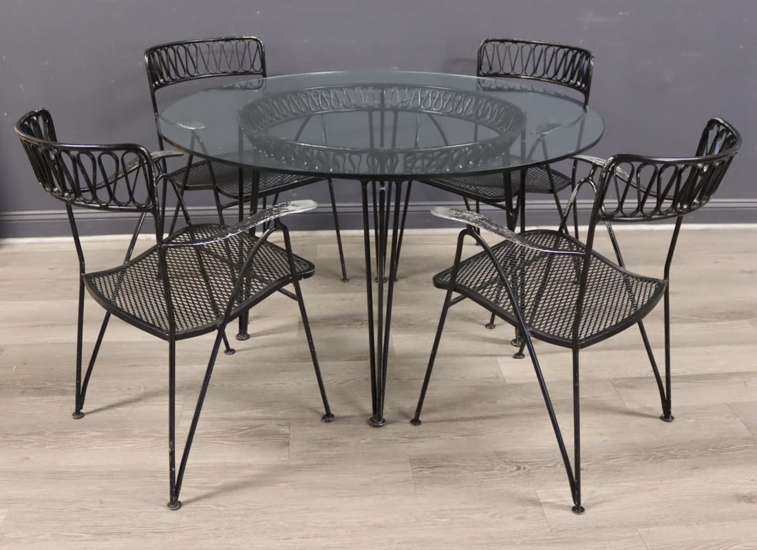 MAURICIO TEMPESTINI Midcentury Enameled Iron: Dining Set. To include a table (29" x 48") and 4 arm chairs (33" x 24" x 21"). From a Harrison, NY estate.