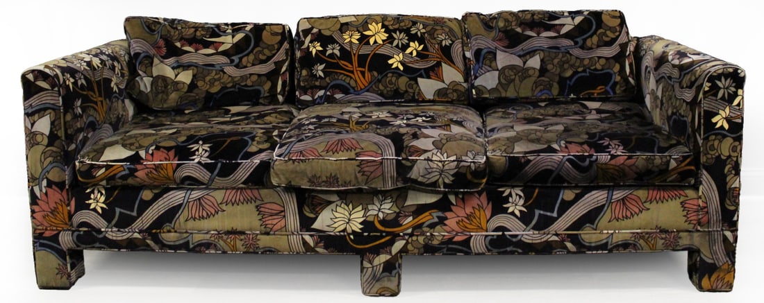 Fabulous Vintage Larsen Fabric Sofa. (1 of 7)
