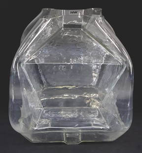 Large VeArt Clear Glass Vase By Toni Zuccheri: A large and interesting vase by Toni Zuccheri (1937-2008) for VeArt. Apparently unsigned. With a VeArt label/sticker. From a Valley Cottage, NY estate. - Dimensions: 13" h x 11.25" w x 11.75" d.