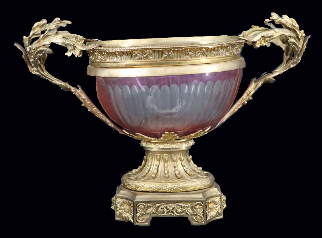 Vintage Bronze Mounted Ruby To Clear Glass. (1 of 8)