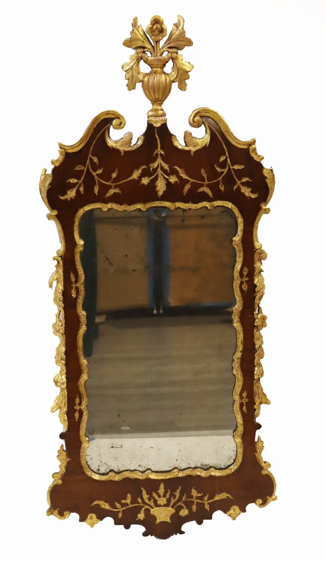 Antique Mahogany Carved & Gilt Decorated Mirror. (1 of 7)