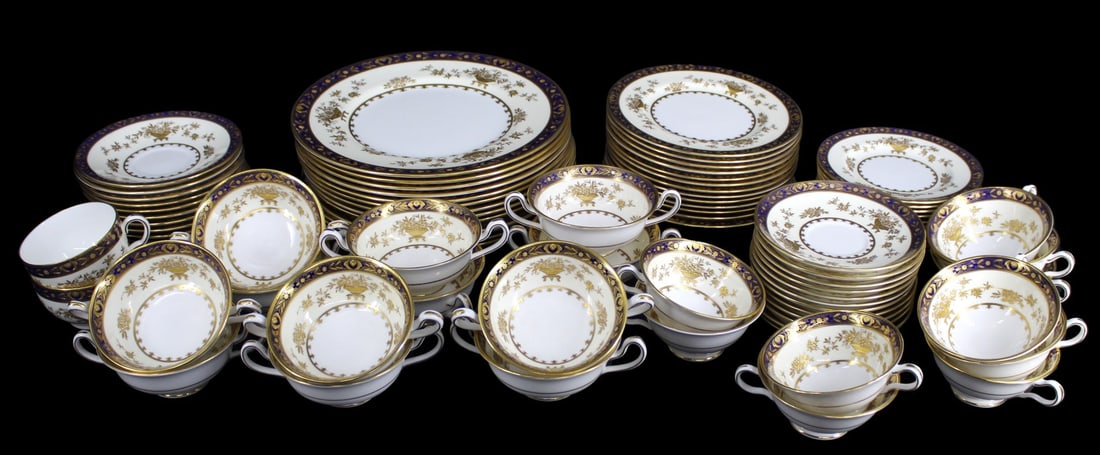 A Set of Minton Dynasty H3775 China Dinner Ware: To include 13 dinner plates (10.75"; knife marks on dinners), 12 salad plates (7.75"), 1 salad (?) plate (8"), 12 bread plates (6 3/8"), 12 cream soup bowls, 2 teacups, 10 (differe