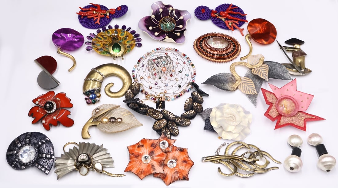 JEWELRY. Collection of Fabrice Costume Jewels. (1 of 20)