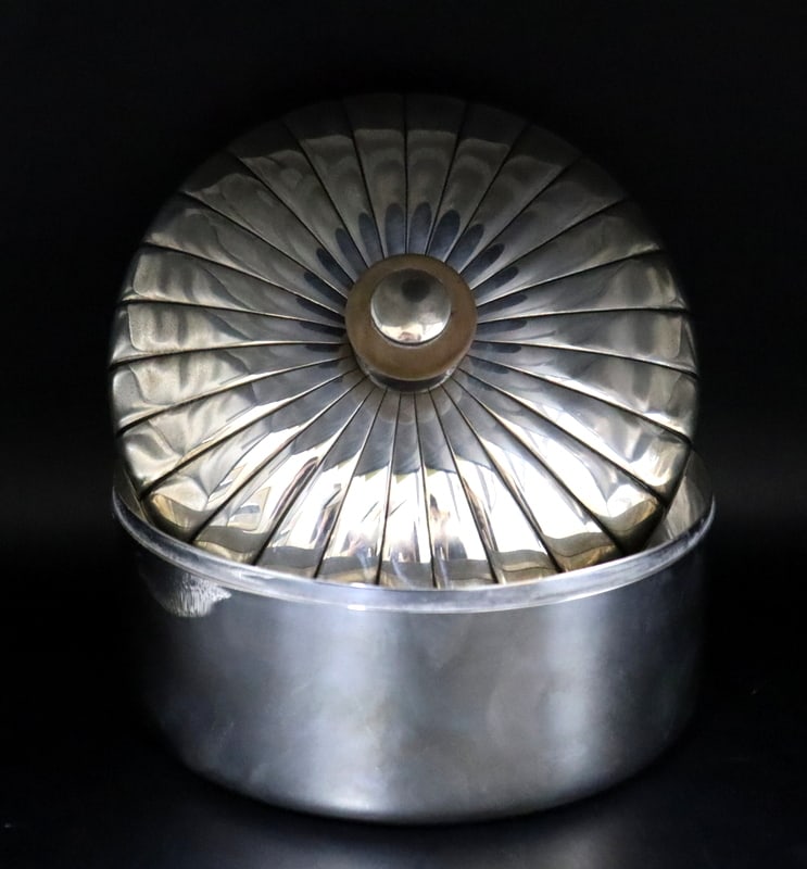 STERLING. Buccellati Fluted Sterling Lidded Bowl.: With Carved Wood Finial. An Italian Buccellati sterling bowl with a fluted lid and a removable wood finial. Stamped, "Buccellati Italy 925". Total approx. weight is 26.45 troy oz (gross). ex