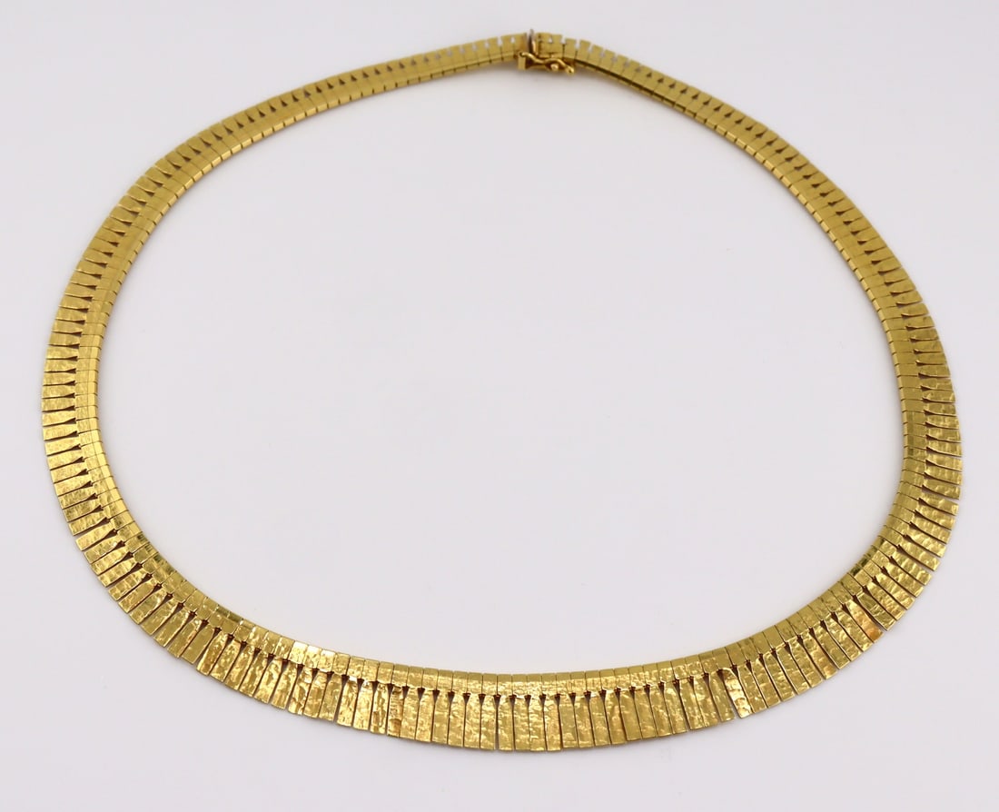 JEWELRY. Carl Bucherer 18kt Gold Fringe Necklace. (1 of 6)
