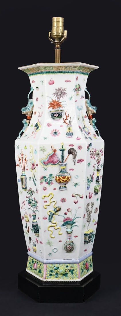 Chinese Famille Rose Vase as a Lamp. (1 of 10)