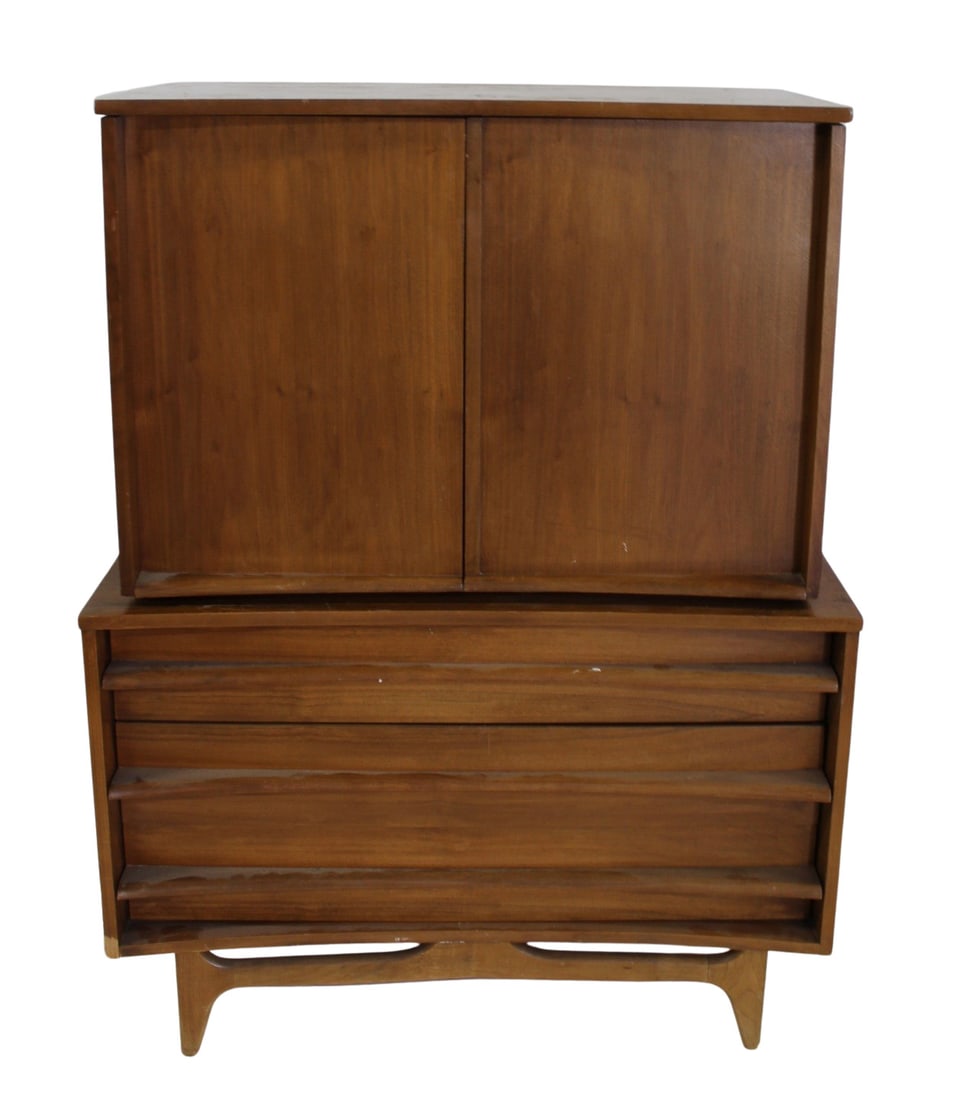 Midcentury Kagan Style Dresser / Chifferobe: From a New Rochelle NY estate. - Dimensions: 56" h x 42" w x 20.75" d