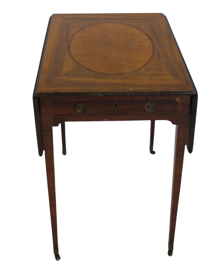 George III Satinwood Pembroke Table. (1 of 6)