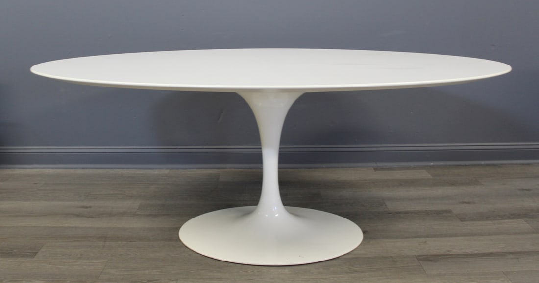 EERO SAARINEN for Knoll Oval Tulip Dining Table. (1 of 6)