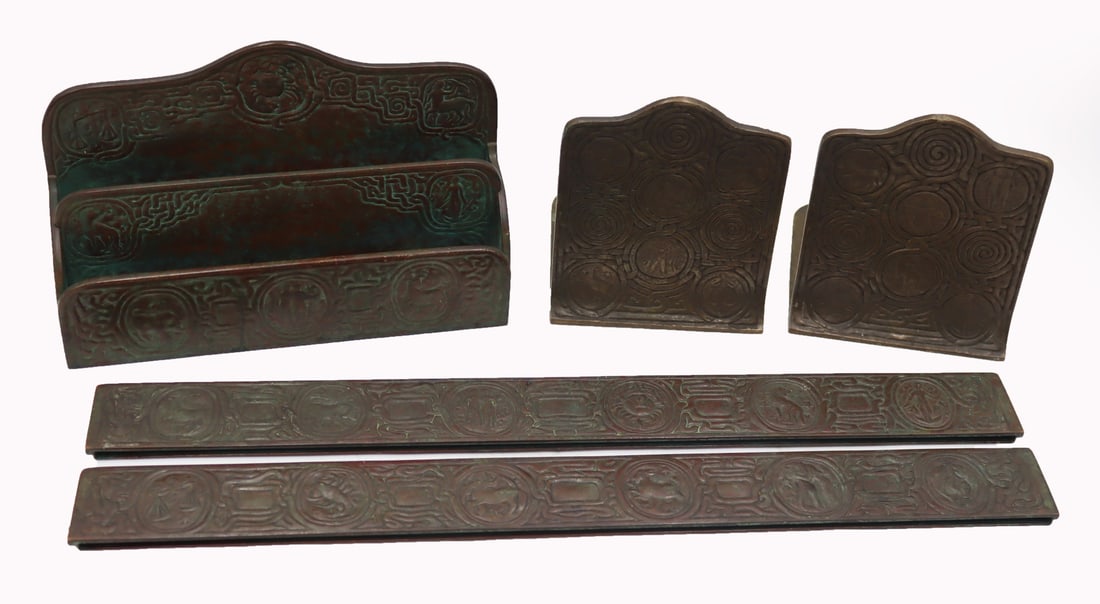 Tiffany Studios Zodiac Bronze Desk Set. (1 of 17)