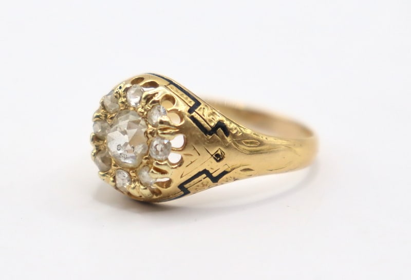 JEWELRY. Antique Gold Rose Cut Diamond Ring. (1 of 7)