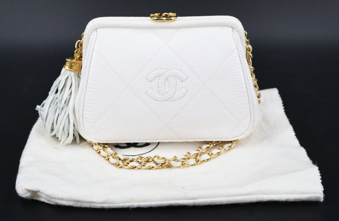 COUTURE. Chanel Lizard Skin Handbag. (1 of 11)