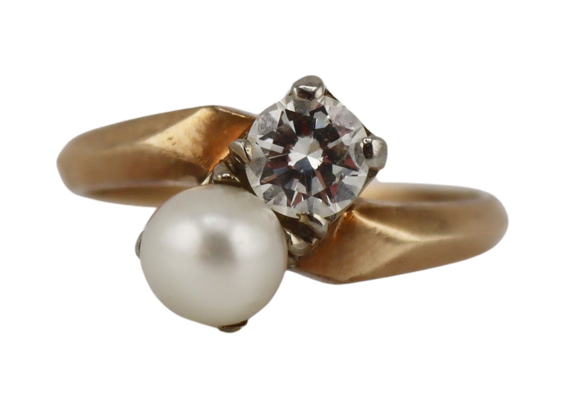 JEWELRY. 14kt Gold Pearl and Diamond Toi et Moi (1 of 10)