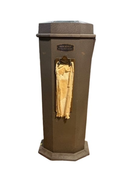 Vintage Dow Jones Ticker Tape Machine (1 of 8)