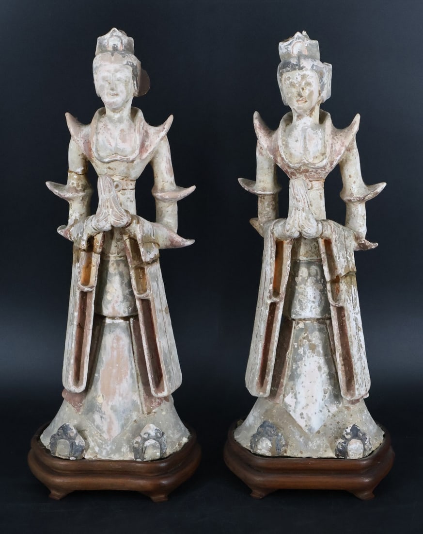 Pair of Chinese Ceramic Polychrome Figures. (1 of 9)