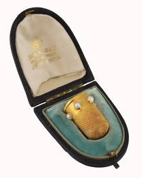 GOLD. Antique 14kt Gold and Pearl Thimble.