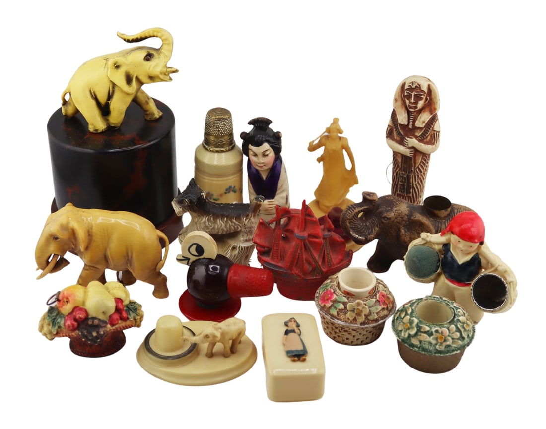Collection of (17) Celluloid and Plastic Animals. (1 of 15)